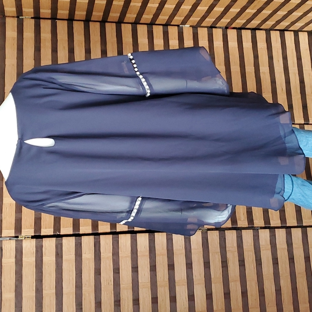 NWT!  Le Bos draped chiffon top bell sleeves - Picture 8 of 16